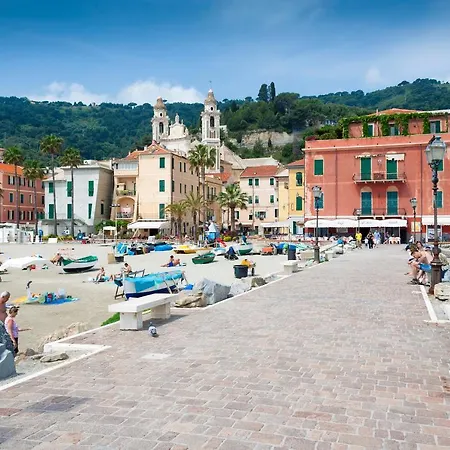 Goccia Di Mare 50m From The Sea - Happy Appartement Alassio