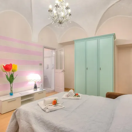 Goccia Di Mare 50m From The Sea - Happy Апартаменти Алассіо