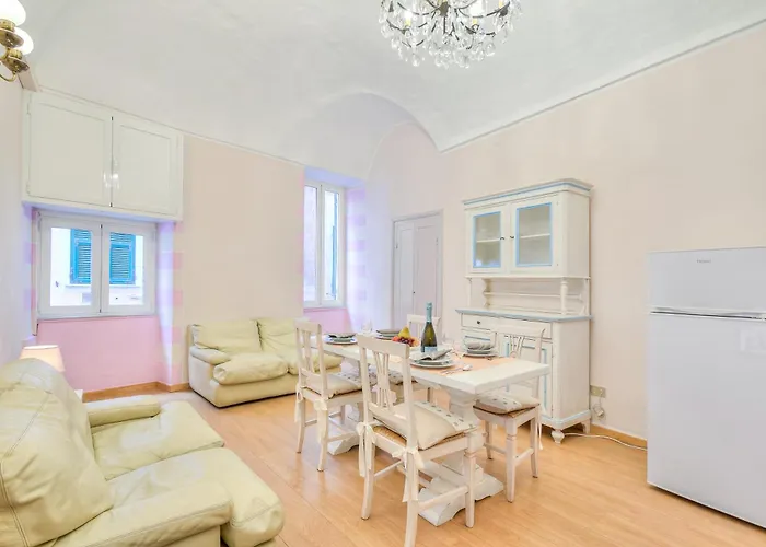 Goccia Di Mare 50m From The Sea - Happy *